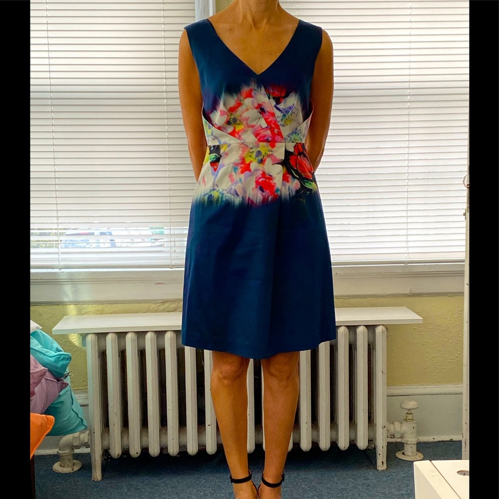 Elie Tahari above the knee summer dress